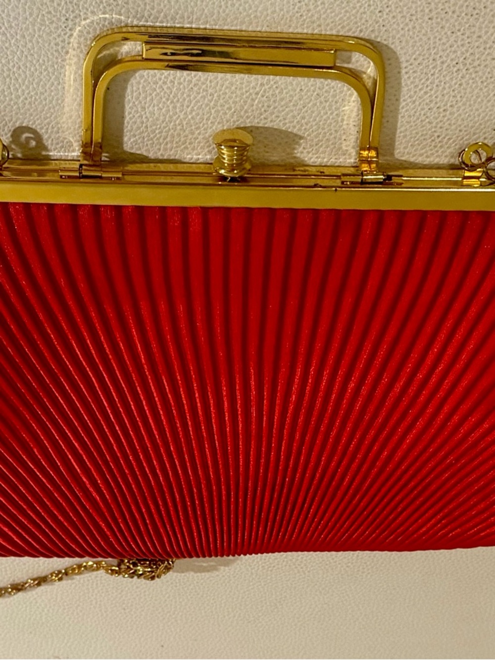 Red Evening Clutch Gold Frame Chain Strap Formal Wedding Prom Purse Vintage Bag - Picture 8 of 11